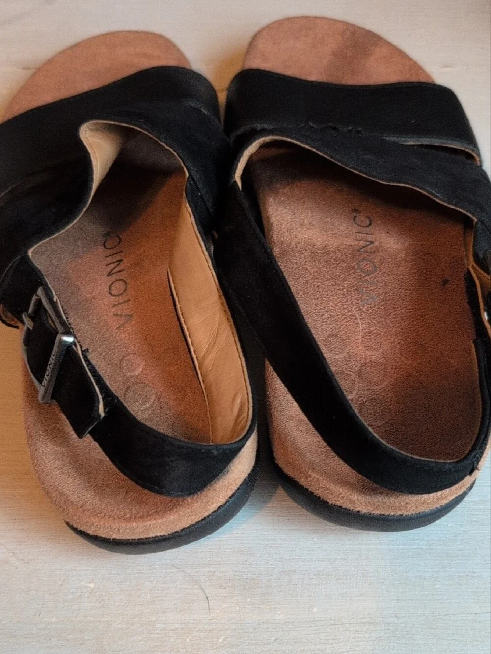 Vionic Women's Rest Morro Comfortable Flat Sandals